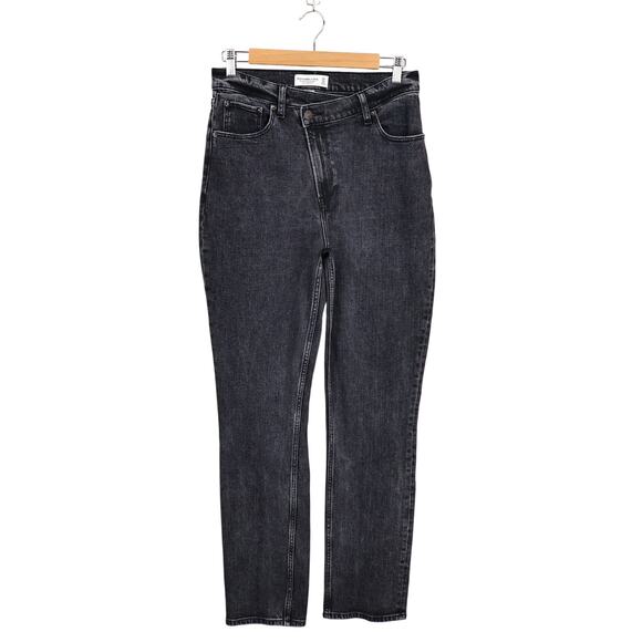 Abercrombie & Fitch Curve Love 90's Slim Straight Ultra High Rise Jean Size 30 - Picture 1 of 7